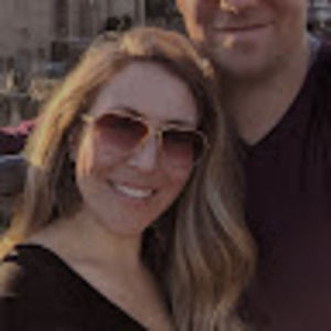 Meet your Posher, Hallie